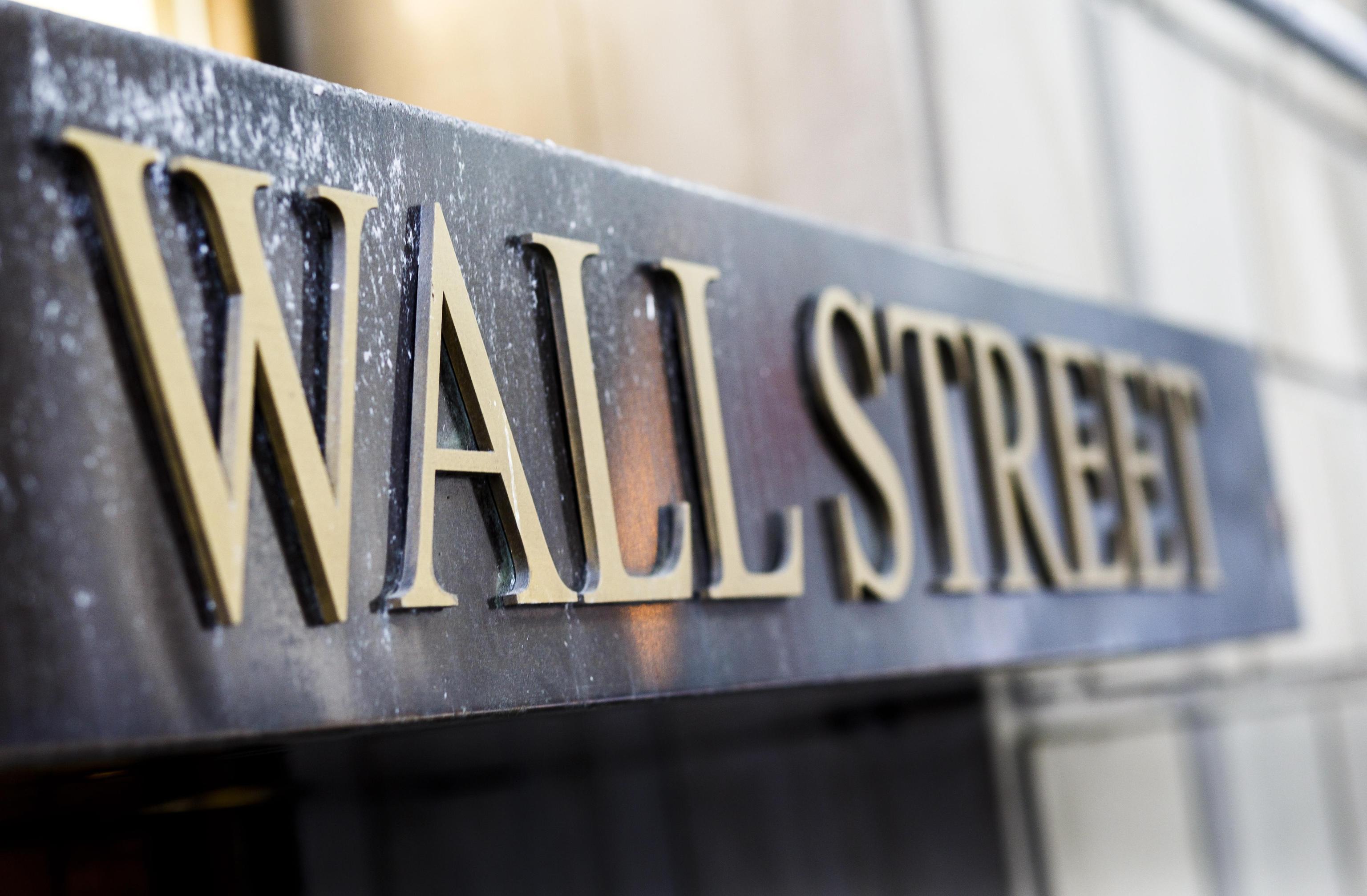 Borsa: Wall Street apre negativa