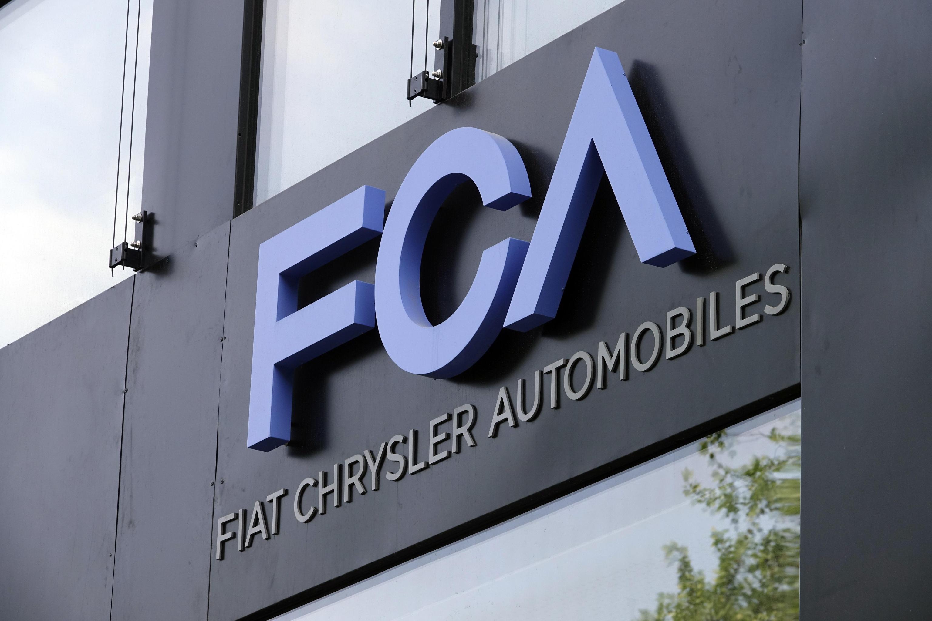 Borsa Milano chiude in crescita con Fca
