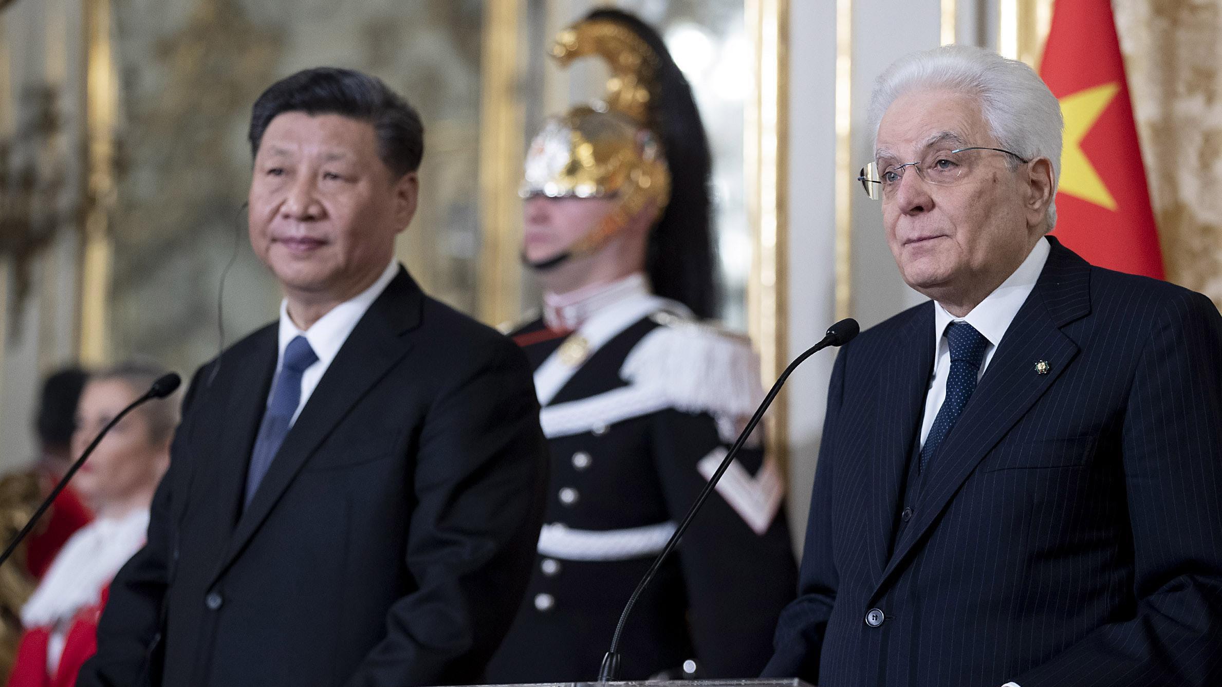 Xi con Mattarella cita Eco e Marco Polo