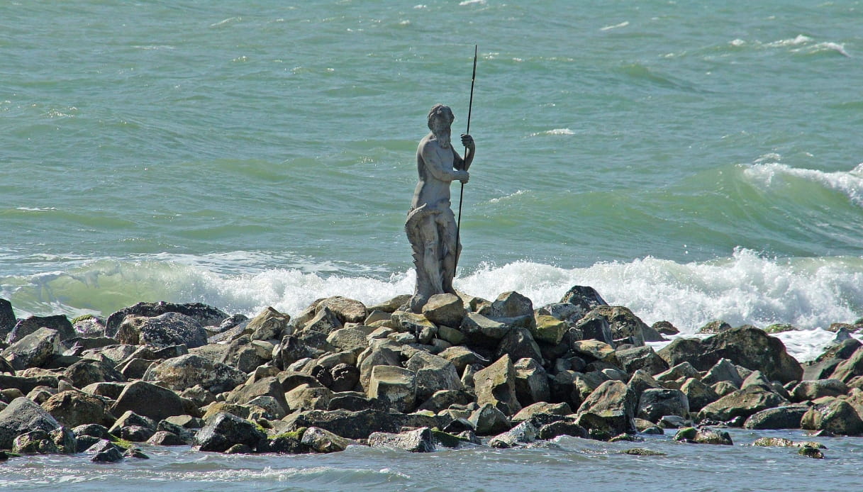 La statua di Nettuno a Ostia