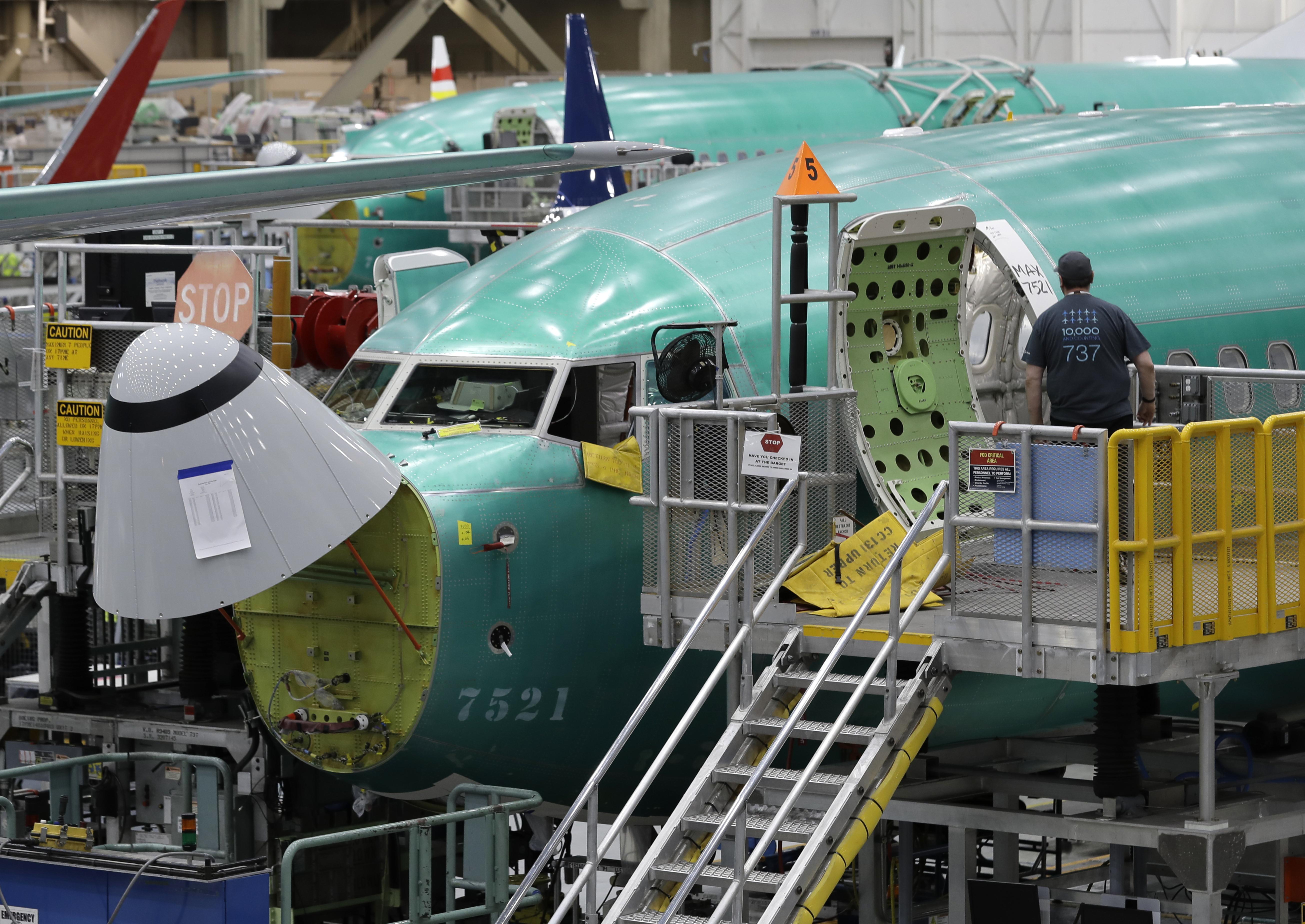 China Aircraft, stop 100 Boeing 733 Max