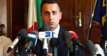 Di Maio contro la Coca Cola: la proposta del vicepremier