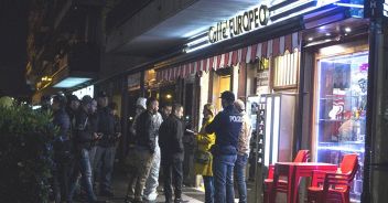 Roma, sparatoria in tabaccheria: rapinatore ucciso da complice