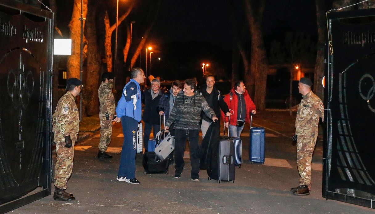 Fine della quarantena, italiani lasciano la Cecchignola