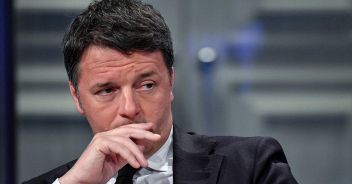 Coronavirus, come tornare alla normalità: nuova proposta di Renzi