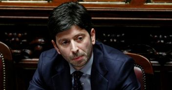 Coronavirus, annuncio in Senato: "Misure prorogate al 13 aprile"