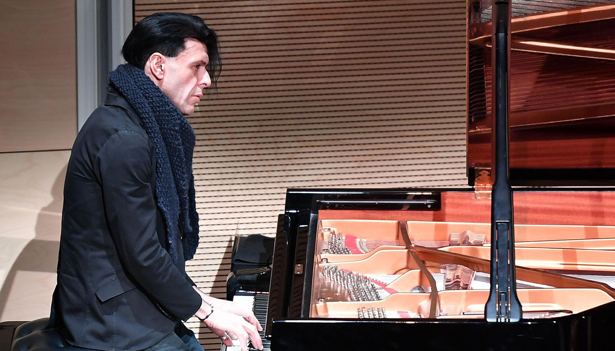 Ezio Bosso, il pianista che ha commosso l'Italia