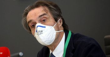 Coronavirus, obbligo mascherina in Lombardia: annuncio di Fontana