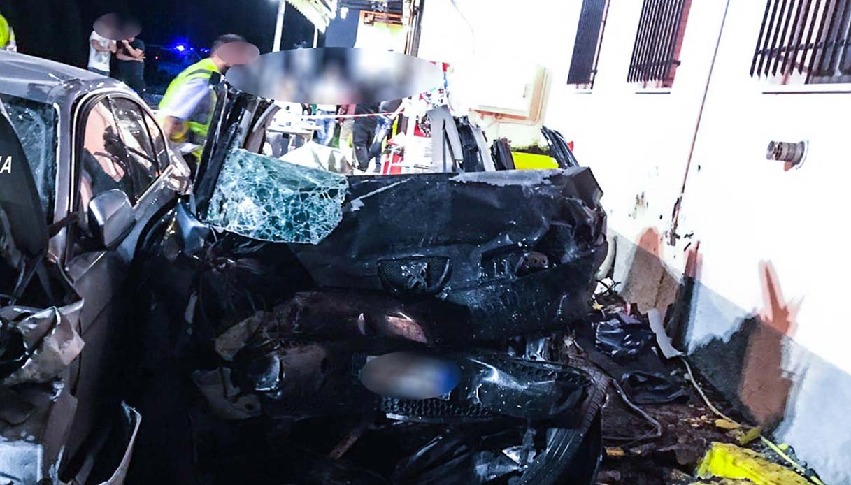 incidente-bologna-frontale-morti