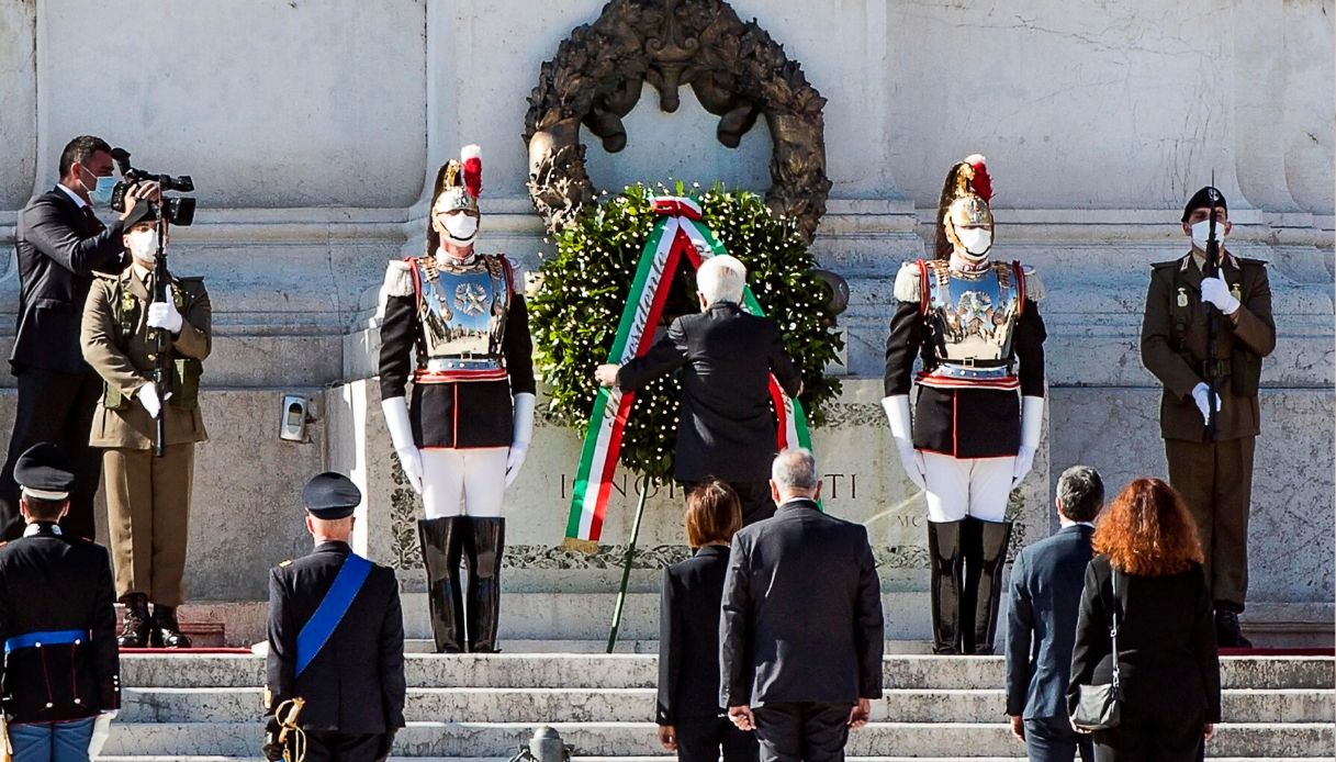 2 giugno a Roma: l'omaggio di Mattarella