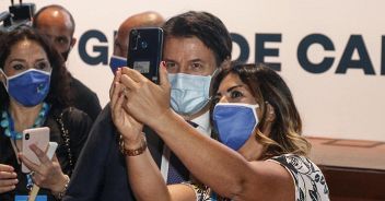 Conte: 'Non siamo attendisti, è vero il contrario'
