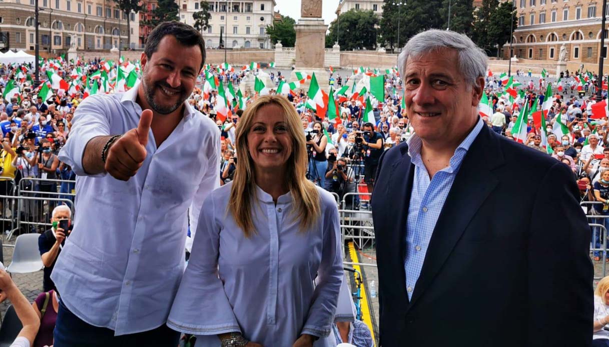 centrodestra-manifestazione-salvini-meloni-tajani