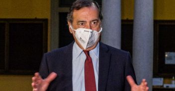 sala-polemica-stipendi