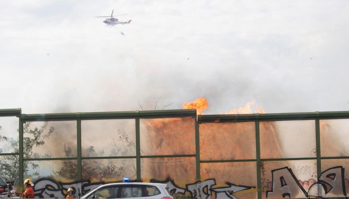 Incendio Roma raccordo