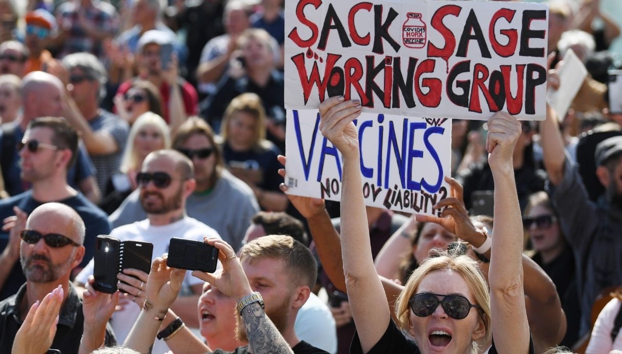 Londra, corteo anti lockdown