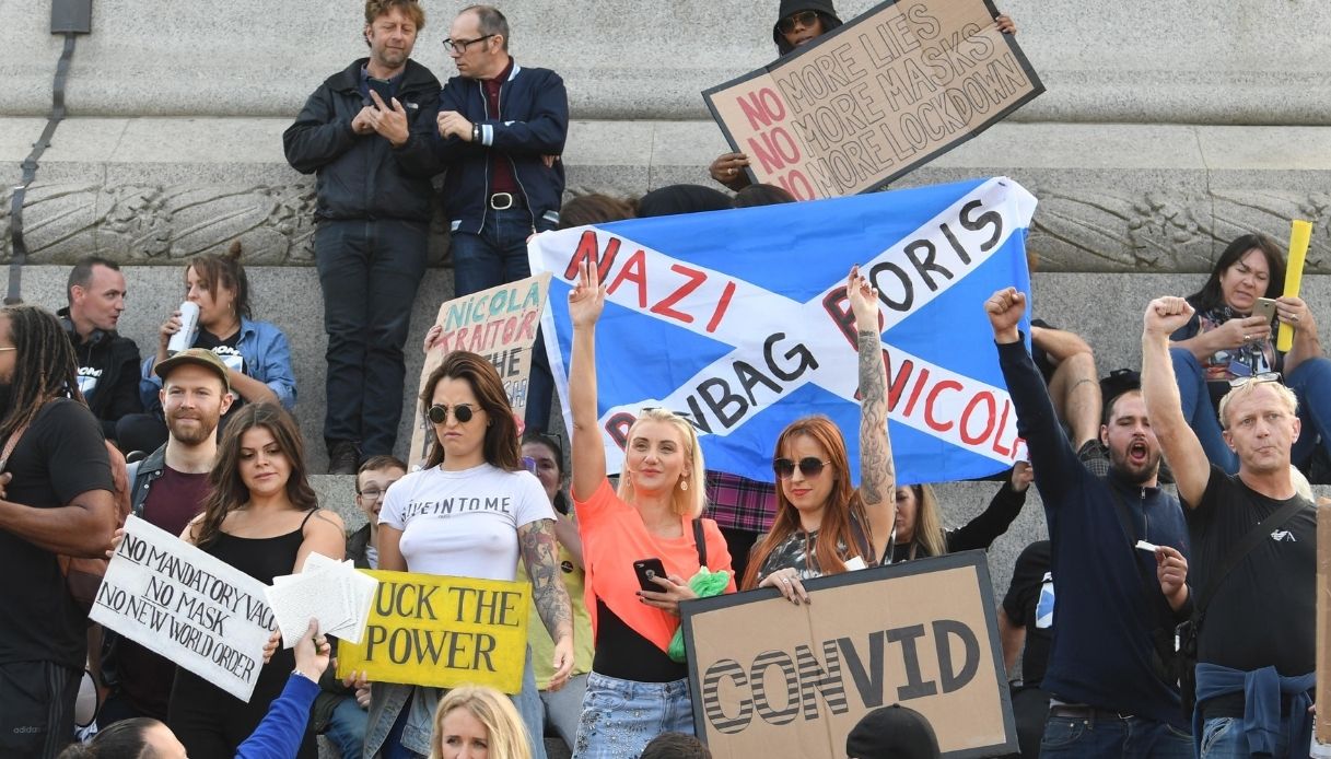 Londra, corteo anti lockdown