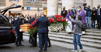 Funerali Stefano D'Orazio: l'ultimo saluto al batterista dei Pooh