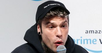 Fedez lancia Scena Unita per aiutare lavoratori dello spettacolo