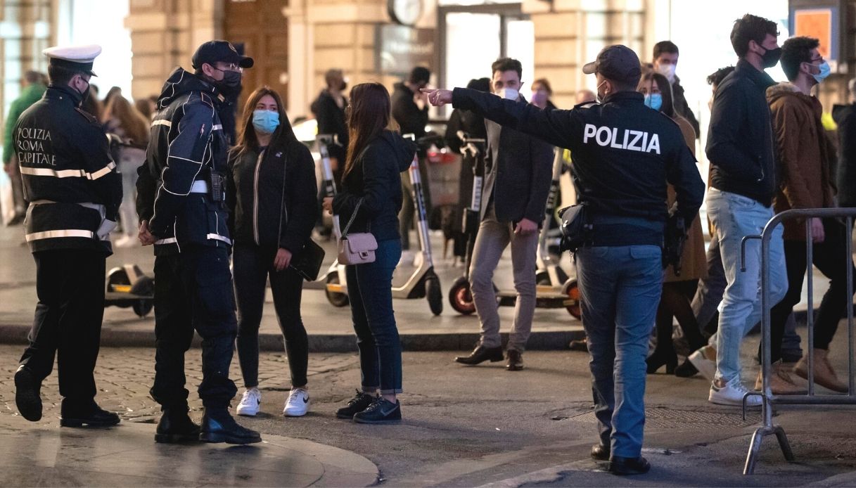 Dpcm Natale, il Viminale chiarisce. Quali sanzioni si rischiano