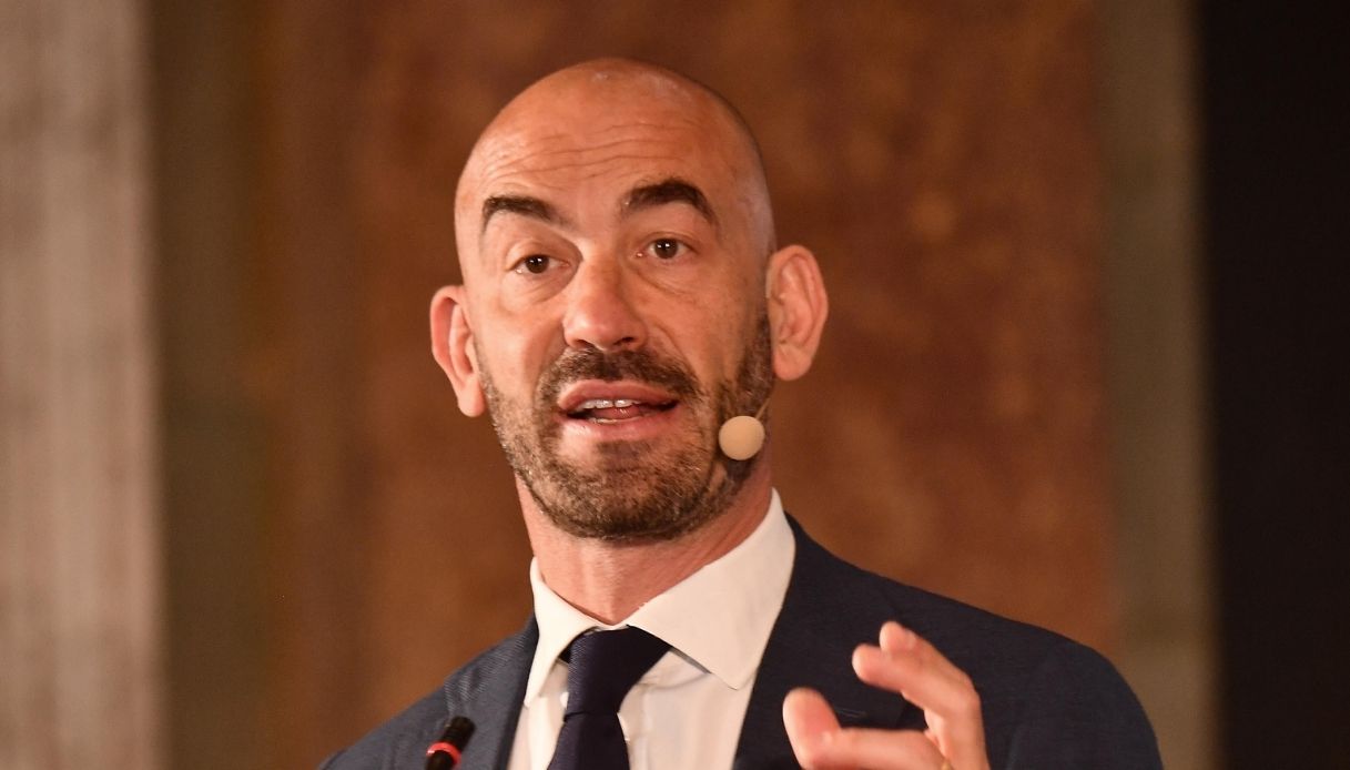 Terza ondata Covid: la previsione di Bassetti