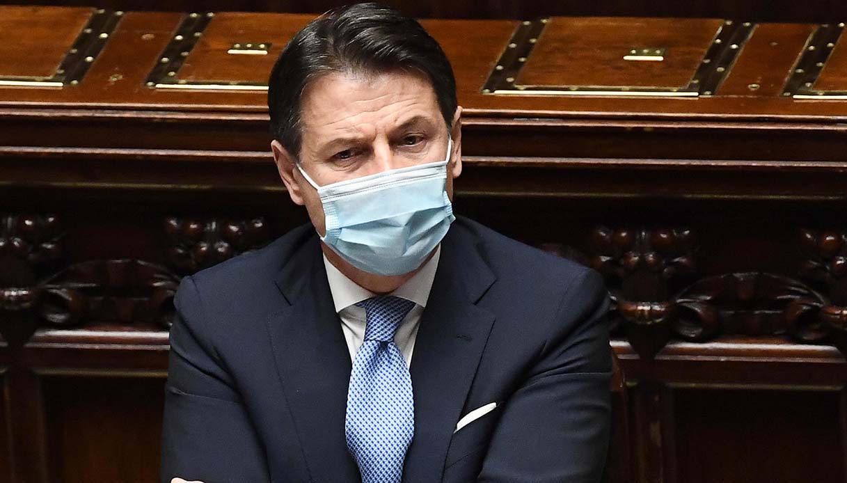 Crisi di governo: voti in più a sorpresa per la fiducia a Conte
