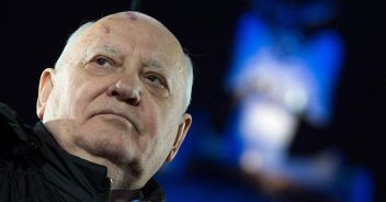 I 90 anni di Mikhail Gorbaciov Auguri da Mattarella e Merkel