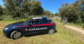 carabinieri madre figlia impiccate