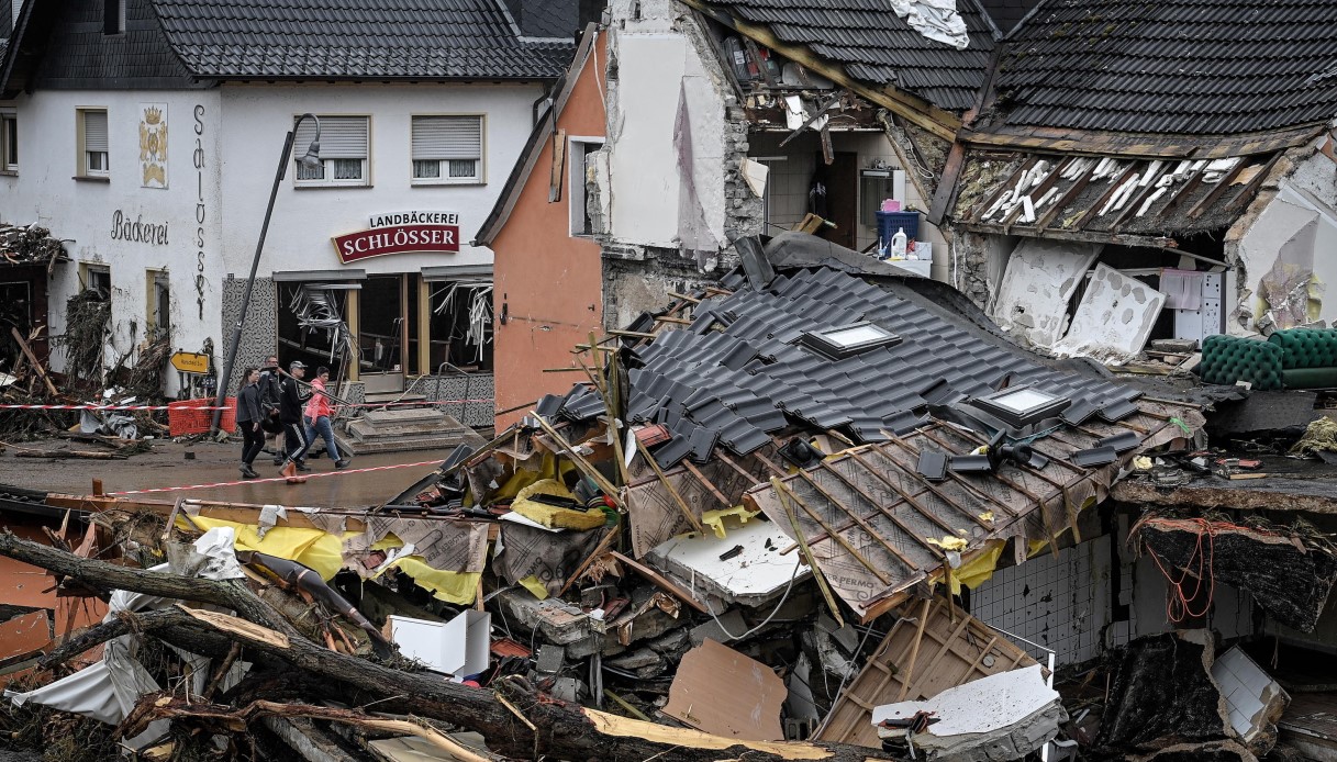 Alluvioni in Germania e Belgio: vittime e dispersi