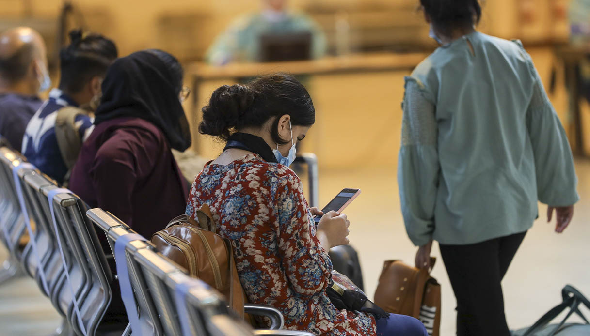 Afghanistan, chi sono le persone arrivate in Italia da Kabul