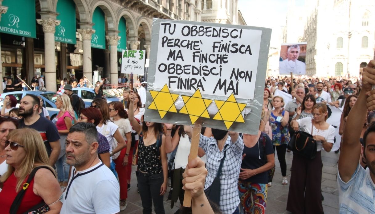 Green Pass Esplode La Protesta In Tutta Italia Da Roma A Milano Virgilionotizie