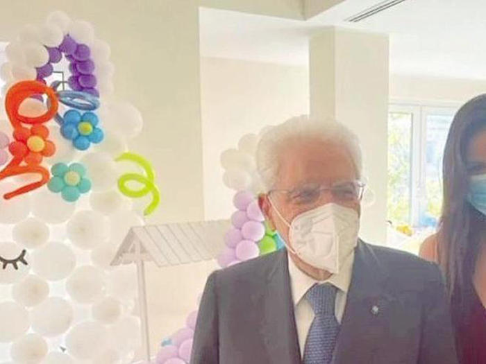 Mattarella Cerca Casa A Roma Inquilina Gli Chiede Un Selfie