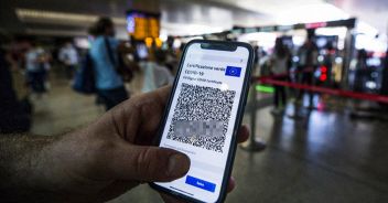 Prima stretta anti-contagi: bus, treni e stazioni