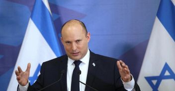 Israele si blinda, stop a ingressi di stranieri in volo per 15 giorni