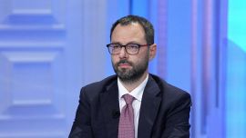Busta con minacce No vax a Patuanelli, dentro anche della polvere: allarme al ministero dell'Agricoltura