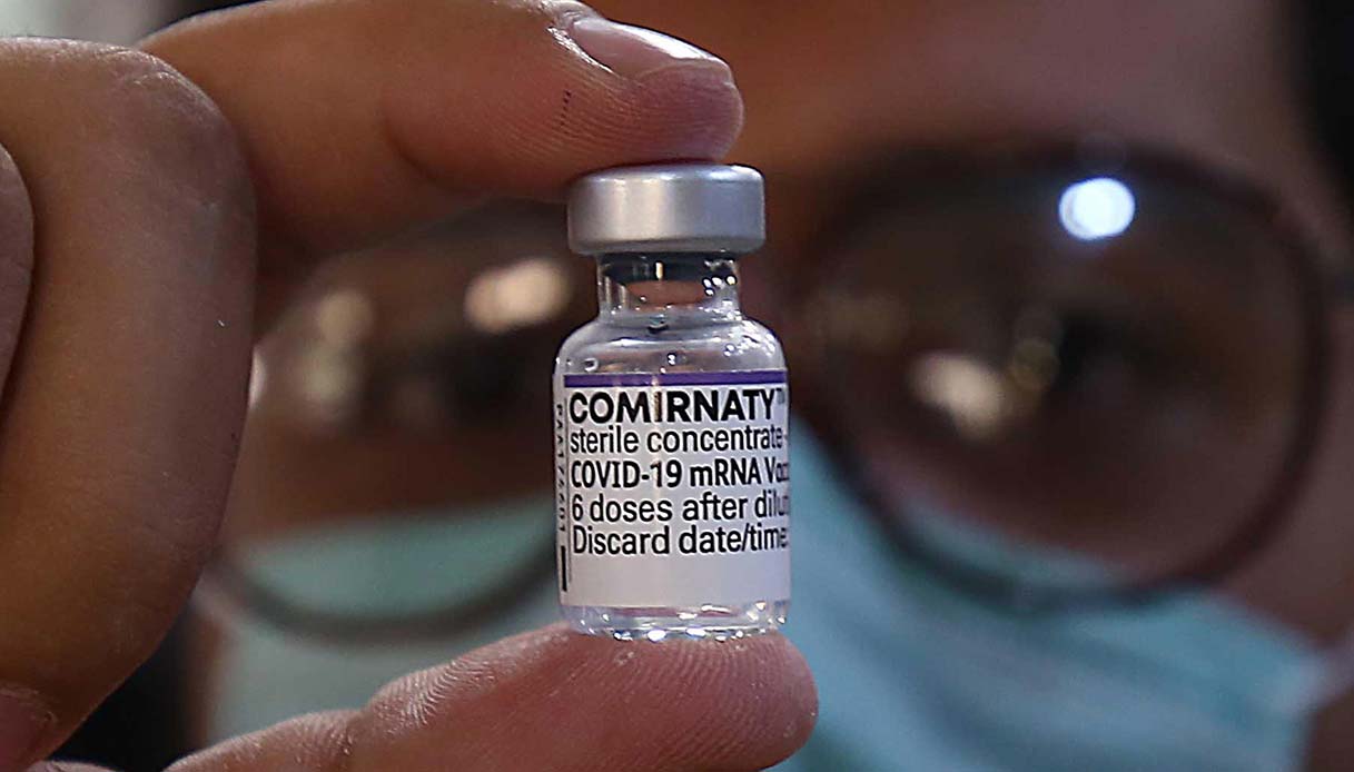 Covid vaccine, the new decision for those who contracted the virus: what changes for the third dose of the drug