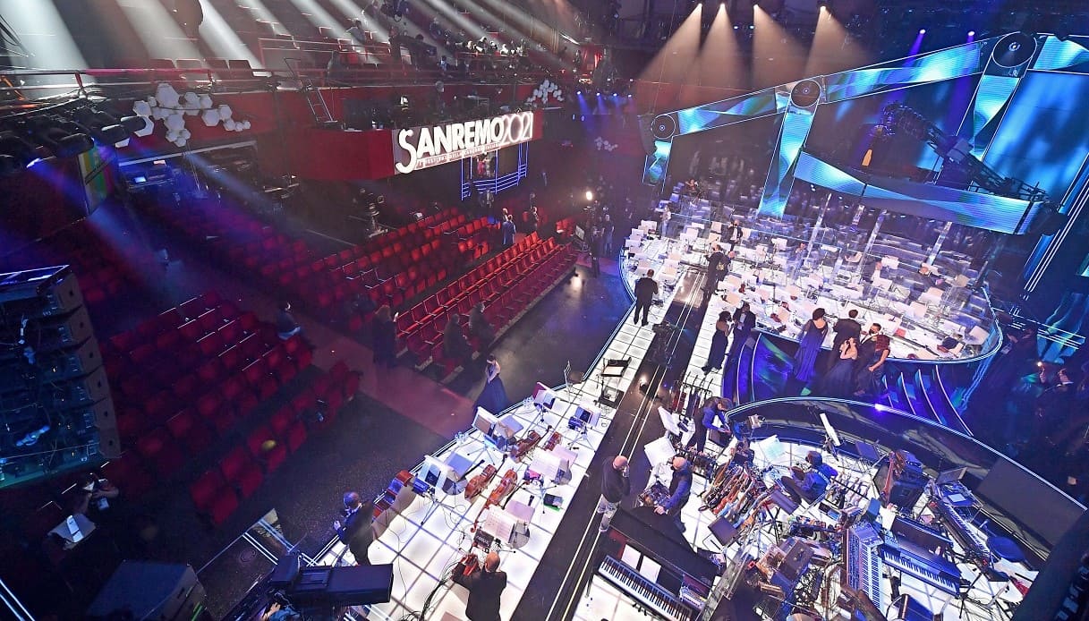Il palco dell'Ariston a Sanremo, da dove va in onda tradizionalmente Sanremo.