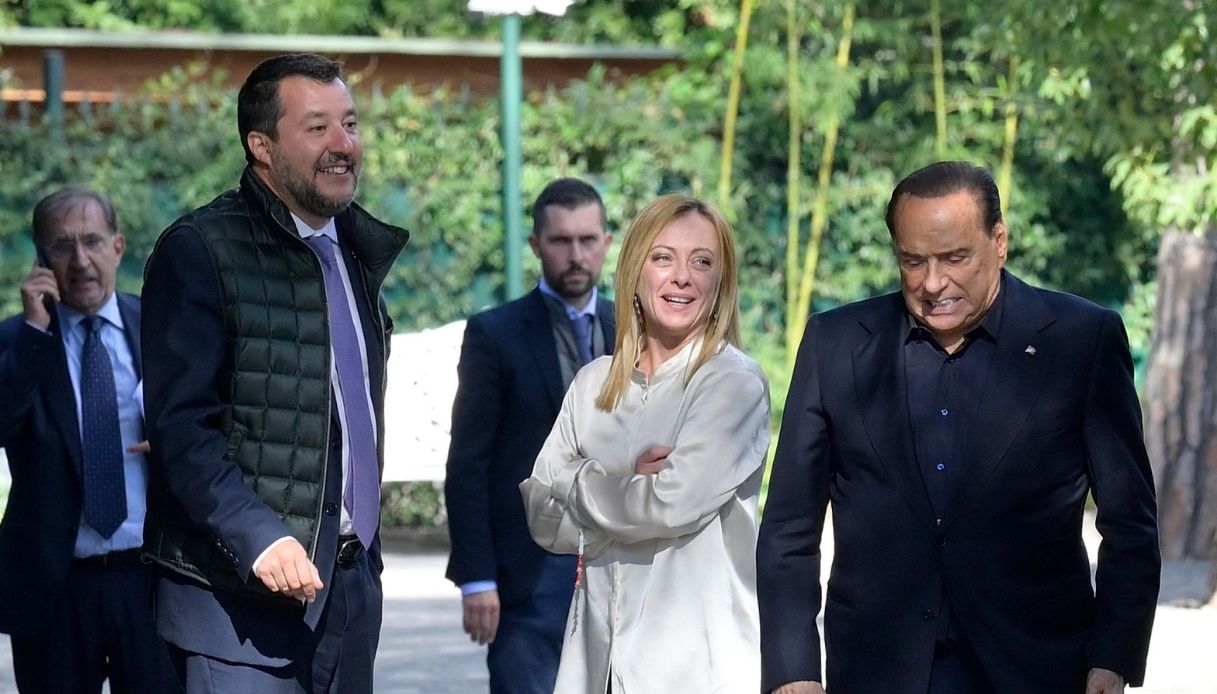 Mattarella rieletto, Meloni rompe con Salvini e Berlusconi: "Non siamo più alleati". La sua "promessa"
