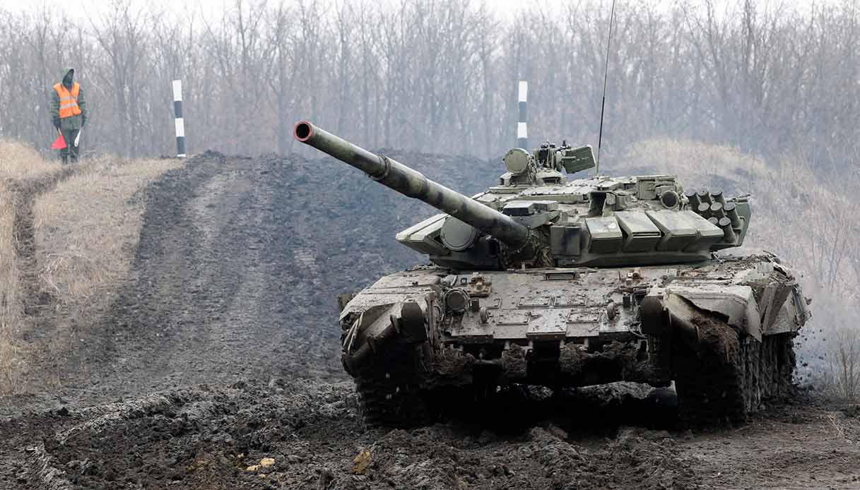 Carro armato a Donetsk