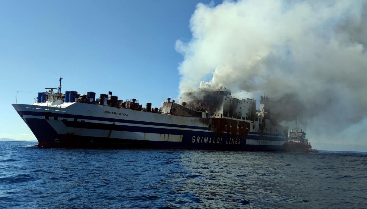 Incendio traghetto, quante persone erano a bordo