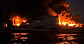 traghetto-grecia-incendio