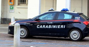 Brianza, uccide la madre a calci e pugni: "Ho avuto un raptus perché cantava". La confessione del 24enne