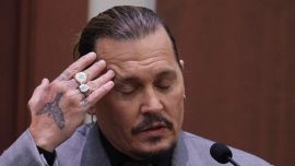 Johnny Depp al processo contro l'ex moglie Amber Heard: "Mai picchiato una donna". La versione dell'attore