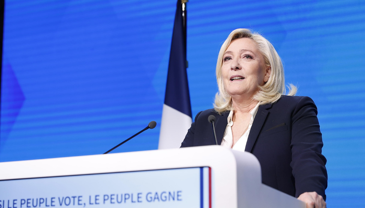 Chi è Marine Le Pen, la candidata sovranista al ballottaggio delle presidenziali in Francia contro Macron