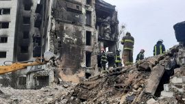 Mariupol está sitiada, os russos se preparam para a cerimônia de vitória em 9 de maio: o que eles estão organizando na cidade