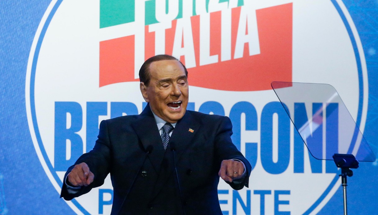 Berlusconi su Putin, guerra e aiuti militari: previsione del leader di Forza Italia sulla durata del conflitto