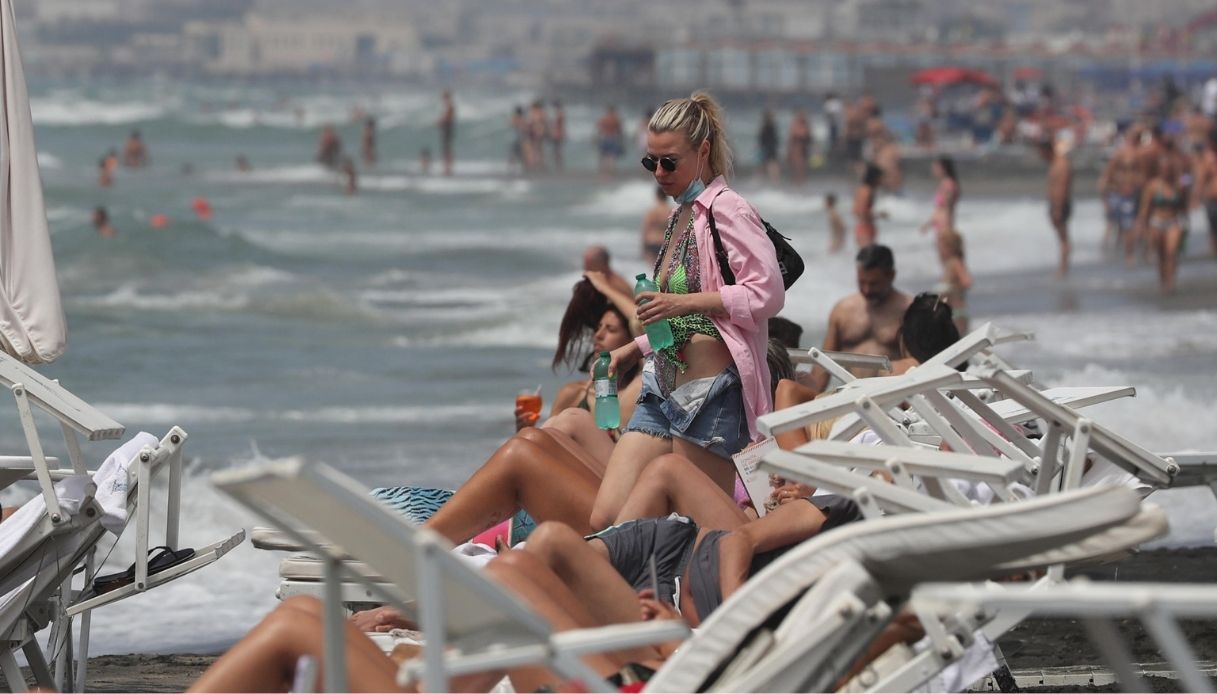 Stangata sulle spiagge, estate italiana salata: l'allarme del Codacons sul prossimo rincaro dei lidi balneari