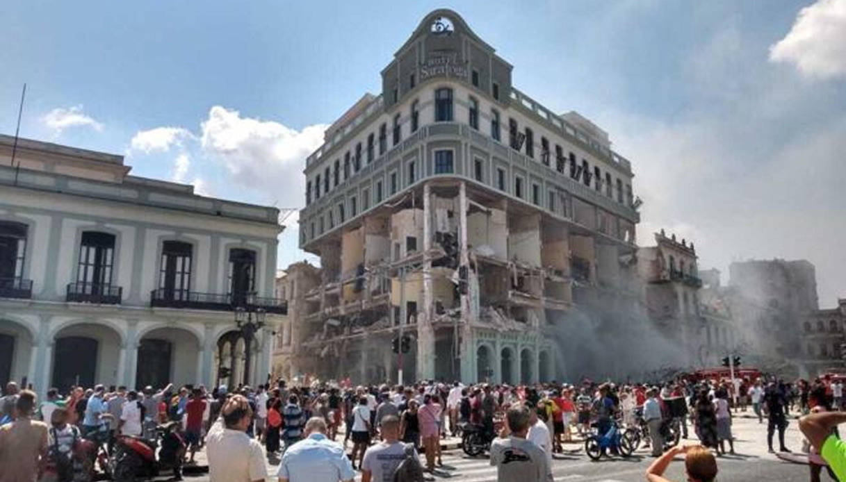 Cuba, esplosione all'Hotel Saratoga de L'Avana: le immagini della devastazione