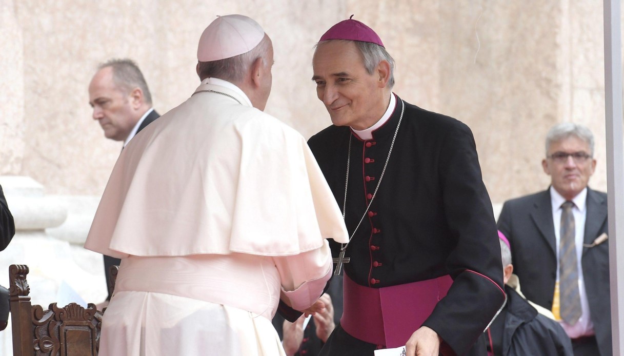 Chi è il cardinale Matteo Zuppi, il nuovo presidente della Cei nominato da Papa Francesco
