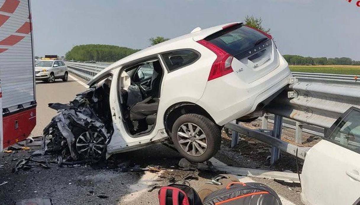 A7 incidente autostrada