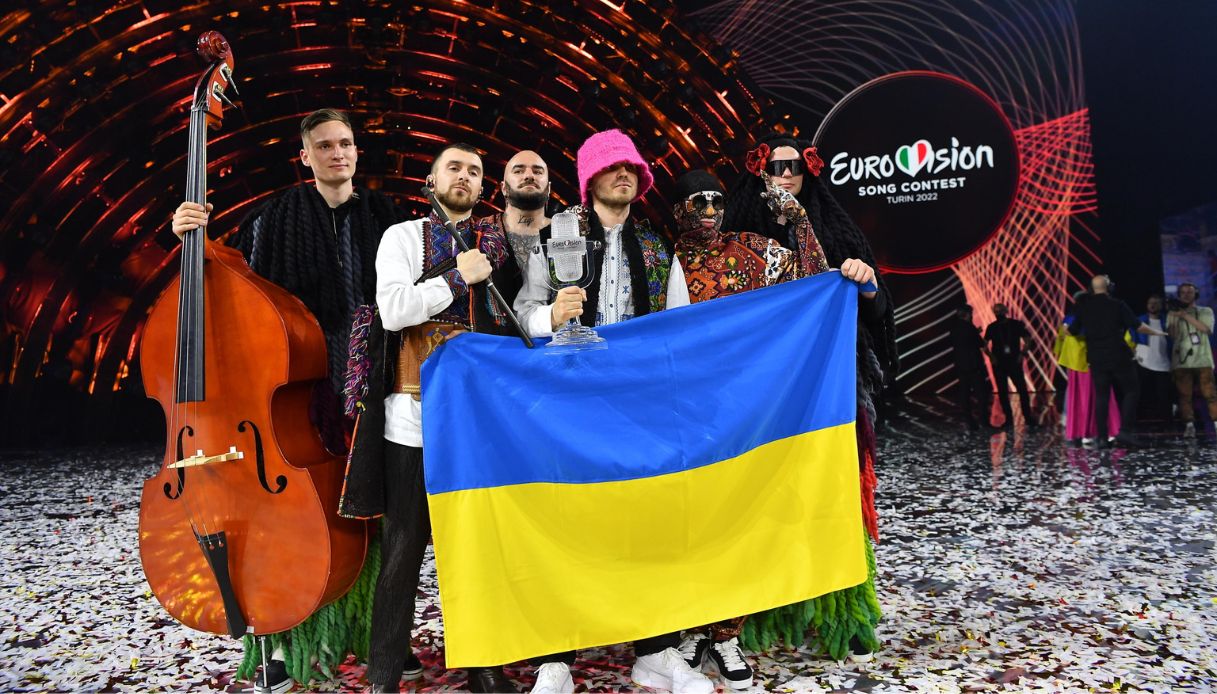 Niente Eurovision 2023 in Ucraina, proteste da Kiev: esplode il caso